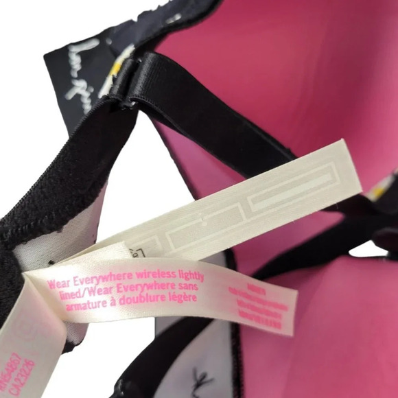 Victoria's Secret Love Pink Wear Everywhere Wireless Lightly Lined Bra - Picture 5 of 6